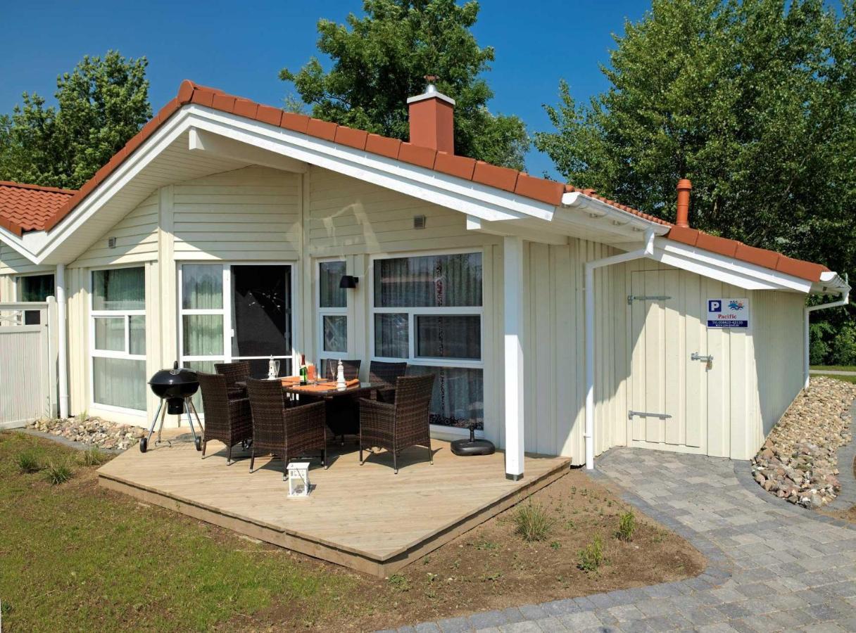 Daenische Ferienhaeuser Am Salzhaff Haus Pacific Villa Insel Poel Exterior photo